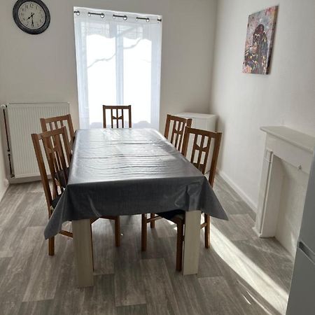 Charmante Maison De Ville Avec Parking A Cote. 모를레 외부 사진